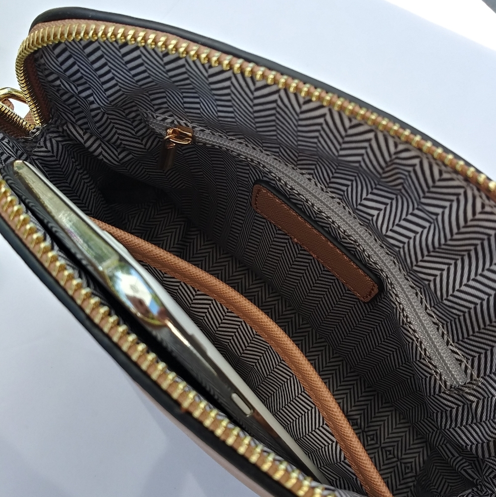 NWOT ISABELLE VEGAN CROSSBODY SHOULDER BAG PURSE - Picture 6 of 8